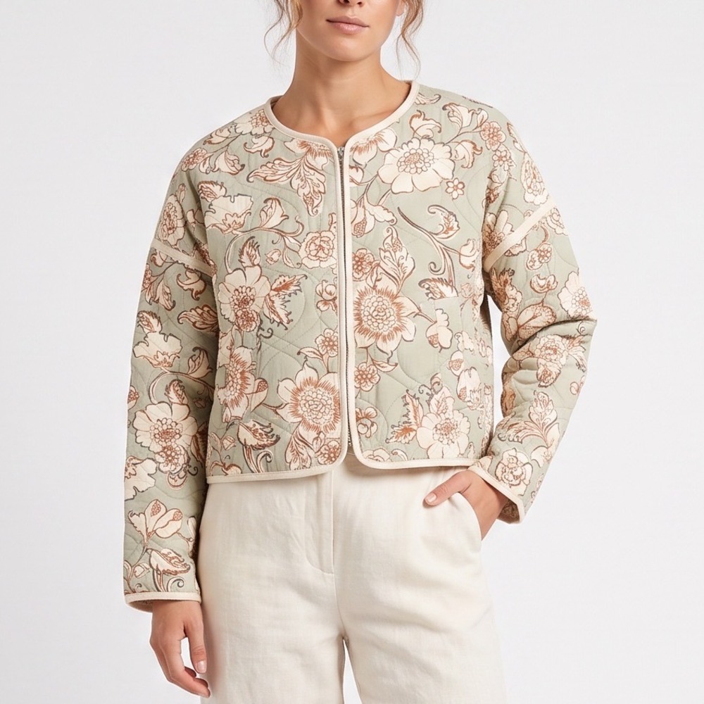ILLA ILLA Quilted Jacket Women's Small IM8205A Sage Green Floral Cropped